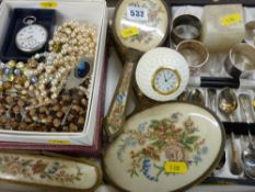 Tray of mixed collectables