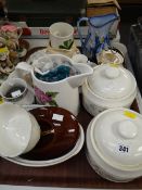 A quantity of mixed pottery