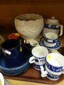 A continental part-coffee set & sundry items of pottery