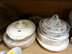 Quantity of mixed pottery & china including Colclough dinnerware
