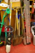 Parcel of mainly long handled garden tools, stepladder etc E/T