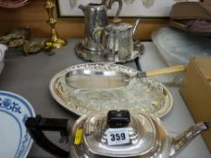 Good electroplate including teapots, coffeepots, tray, crumb scoop etc