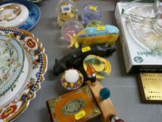 Quantity of paperweights and miscellaneous decorative items