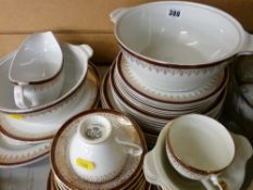 Quantity of Royal Grafton 'Majestic' dinner and teaware