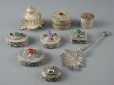 A COLLECTION OF FILIGREE & MOUNTED ORNAMENTAL WARE & PILL BOXES including a leaf spoon, a lidded