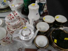 A Royal Grafton Mexicana part coffee set & sundry pottery tableware