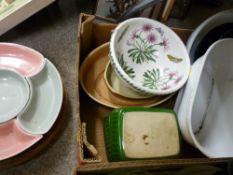 Box of mixed pottery and china including a good Portmeirion 'Botanic Garden' bowl