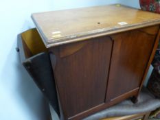 Magazine table with slope opening sides