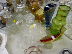 Parcel of art glassware