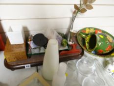 A collage decorated jug & basin, a bead work tray & sundry ornaments