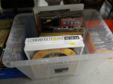 A parcel of Elvis Presley merchandise & vinyl records