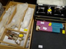 A parcel of loose cutlery & two modern wooden trays