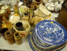 A willow transfer blue & white footed bowl together with three platters & a quantity of mixed