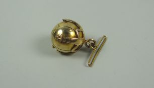 A 9ct YELLOW GOLD 'MASONIC BALL', 12.7gms