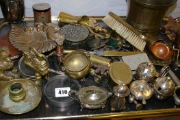 Tray with large quantity of mixed metalware - brassware, EPNS, old keys etc