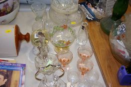 Parcel of mixed glassware