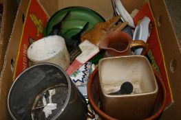 Box of mixed planters, treen etc
