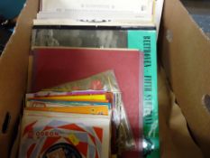 Parcel of vinyl records including 45rpm