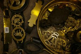 Quantity of horse and horse related brasses in a brass tray and similar items
