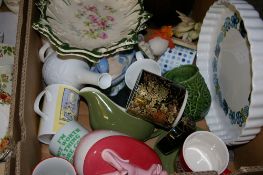 Box of mixed china and pottery