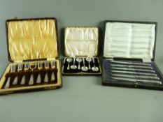 A CASED SET OF SIX TEASPOONS, stylized with circular bowls, Sheffield 1933, 1.8 troy ozs, six silver