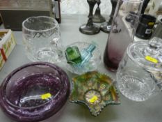Selection of vintage glassware including a Whitefriars type bowl, a carnival glass dish etc