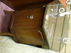 Reproduction mahogany cellarette