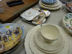 Quantity of Woods Burslem 'Denbigh' teaware, parcel of Wedgwood 'Etruria' teaware etc