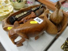 Quantity of modern treen ornaments etc