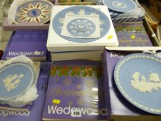 Good collection of boxed Wedgwood collector's plates