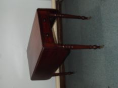 Late Victorian mahogany Pembroke table, drop leaf