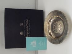 Silver commemorative 'Tudor' dish with embossed ro
