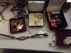 Collection of costume jewellery to include 9 ct go