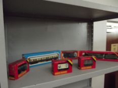 6 Hornby railway trains and carriages