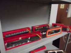 6 Hornby railway trains and carriages