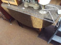 Drop leaf table