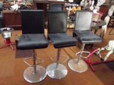 3 bar stools