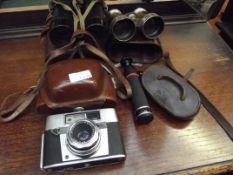 Field glasses, track glasses together with a vinta