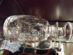 Stuart crystal decanter edged to the base