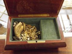 Jewellery box and content
