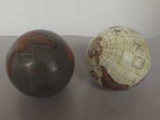2 miniature globes 1 terestrial + 1 celestrial