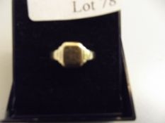 9 ct gold signet ring