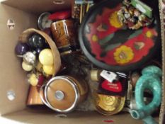Box of collectables to include cigarette lighters