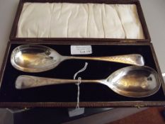 Cased set of serving spoons
