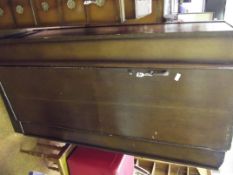 Oak bachelors' wardrobe