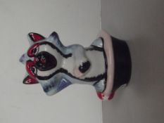 Lorna Bailey cat, Batutime