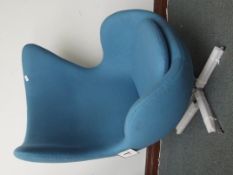 Egg Chair Inspired by Arne Jacobsen Style - Torquo