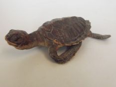 Small taxidermy study, leg a/f