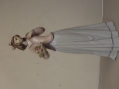 Lladro 1996 Collectors' Society figure of a girl