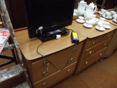 Dressing table together with a set of 3 drawers